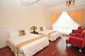 Phòng Tiêu Chuẩn 4 Người (Standard Quadruple Room)
