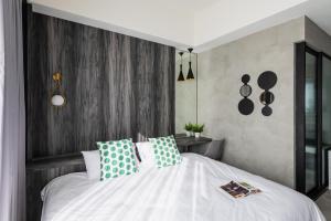 Phòng giường đôi có ban công (Double Room with Balcony)