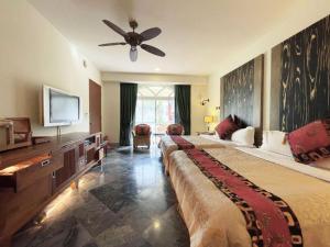 Villa hướng hồ (Lake View Villa)