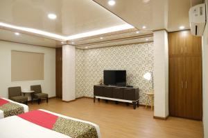 Phòng Gia đình Suite (Suite Family Room)