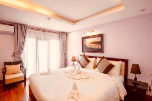 Phòng Deluxe Giường đôi (Deluxe Double Bed)