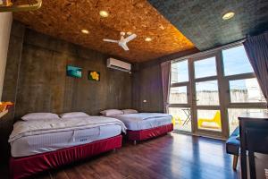 Phòng 4 Người (Quadruple Room)