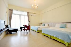 Phòng Cổ Điển Cho 4 Người (Classic Quadruple Room)
