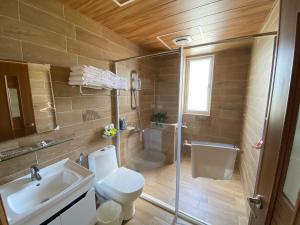 Phòng 4 người Nhìn ra cảnh Núi non (Quadruple Room with Mountain View)