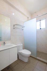 Phòng Giường Đôi Nhìn Ra Núi (Double Room with Mountain View)