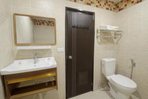 Phòng Tiêu Chuẩn Giường Đôi (Standard Double Room)