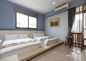 Phòng 4 Người Có Bồn Tắm (Quadruple Room with Bath)