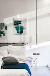Suite Deluxe có bồn tắm (Deluxe Suite with Bathtub)