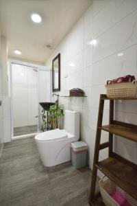 Suite Gia Đình Có Ban Công (Family Suite with Balcony)