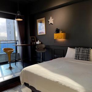 Phòng Giường Đôi Có Ban Công (Double Room with Balcony)