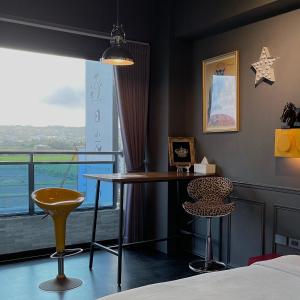 Phòng Giường Đôi Có Ban Công (Double Room with Balcony)
