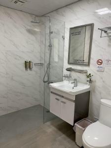 Phòng Giường Đôi Có Ban Công (Double Room with Balcony)
