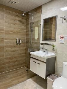 Phòng Giường Đôi Có Ban Công (Double Room with Balcony)