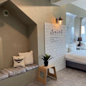 Phòng 4 Người Có Ban Công (Quadruple Room with Balcony)