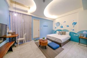 Phòng Deluxe Giường Đôi Có Vòi Sen (Deluxe Double Room with Shower)