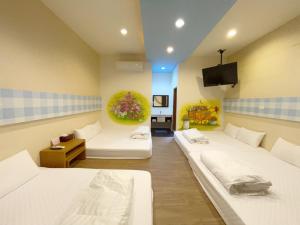 Phòng gia đình với phòng tắm riêng. (Family Room with Private Bathroom)
