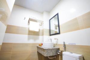 Phòng Deluxe 2 giường Queen (Deluxe Queen Room with Two Queen Beds)