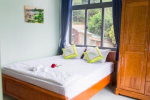 Phòng Giường Lớn có Hướng Vườn (King Room with Garden View)