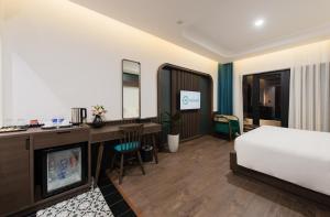 Phòng Đôi Loại Sang (Deluxe Double Room)