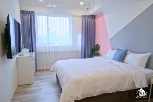 Phòng Giường Đôi với Phòng tắm Chung (Chỉ dành cho Khách nữ) (Double Room with Shared Bathroom (Female only))