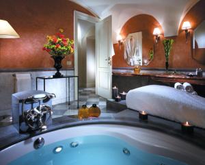 One-Bedroom Suite room in Grand Hotel De La Minerve