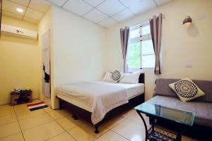 Phòng Giường Đôi Có Phòng Tắm Riêng (Double Room with Private Bathroom)