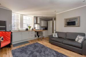 Apartment room in Flat on Royal Mile near Castle