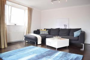 Apartment room in Bright Modern 2BD in Maida Vale