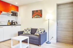 Two-Bedroom Apartment room in Apartment Rue Sedaine