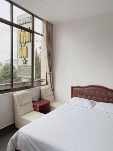 Phòng 4 Người Có Ban Công (Quadruple Room with Balcony)