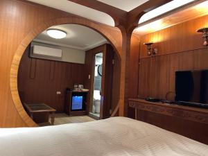 Phòng Deluxe Giường Đôi Có Bồn Tắm (Deluxe Double Room with Bath)