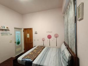 Phòng Giường Đôi Có Phòng Tắm Riêng (Double Room with Private Bathroom)