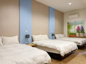 Phòng gia đình với phòng tắm riêng. (Family Room with Private Bathroom)