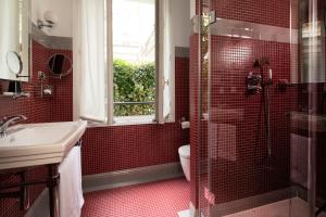 Deluxe Double Room with Terrace and with Private Hammam Access room in Hotel Monsieur