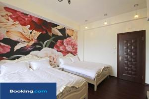 Quadruple Room with Bath with Balcony