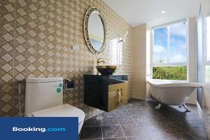 Quadruple Room with Bath with Balcony