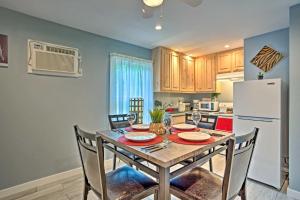 Couples Retreat In Canton with Patio and Yard! - image 2