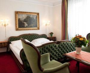 Comfort Double Room with Shower room in Pension Suzanne
