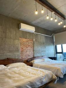 Phòng Deluxe Có 2 Giường Cỡ Queen (Deluxe Queen Room with Two Queen Beds)