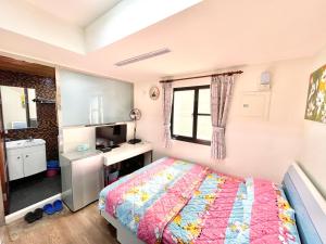 Phòng Giường Đôi Có Phòng Tắm Riêng (Double Room with Private Bathroom)