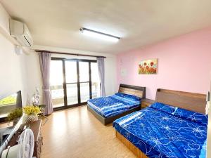 Phòng Bốn Người Có Phòng Tắm Riêng (Quadruple Room with Private Bathroom)