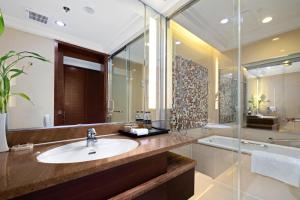 Phòng Hảo Hạng Hai Giường Đơn (Premium Twin Room)