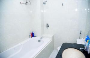 Phòng Đôi Loại Sang (Deluxe Double Room)