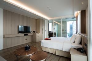 Phòng Loại Sang Giường Đôi (Deluxe Double Room)