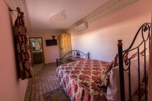 Double Room with Private Bathroom room in Riad Taryana