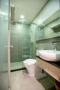 Phòng Loại Sang Giường Đôi (Deluxe Double Room)