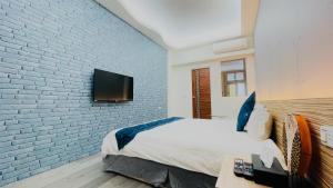 Phòng Deluxe Giường Đôi Có Bồn Tắm (Deluxe Double Room with Bath)