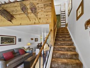 Fishing Bear Loft - image 1