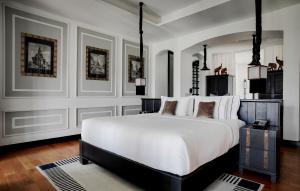 Suite Hướng Vườn (Garden View Suite)