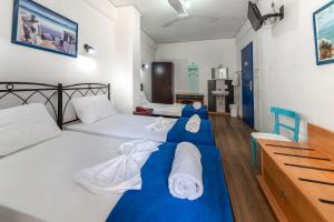Triple Room with Shared Bathroom room in Sparta Team Hotel